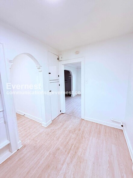 Building Photo - 15736 Steel St