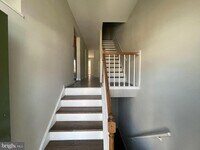 Building Photo - 9817 Rainleaf Ct