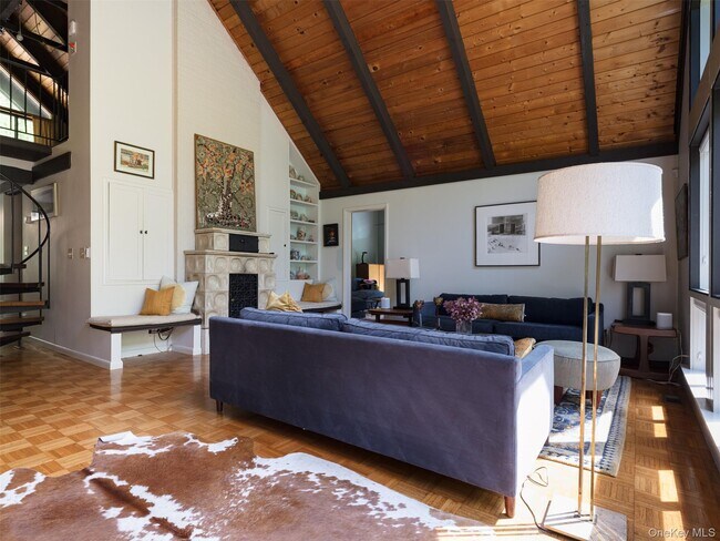 Building Photo - 56 Great Spruce Ln