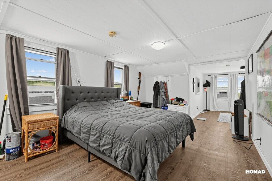 Building Photo - 12 Church Landing Rd