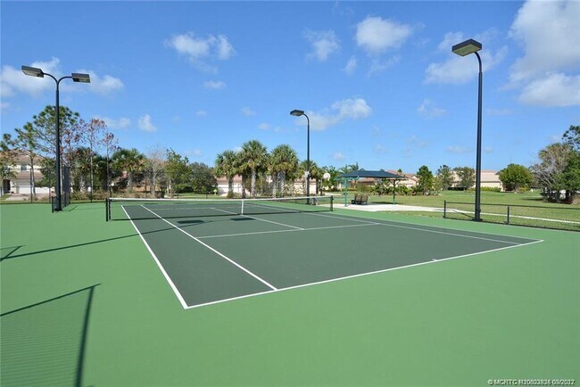 Building Photo - 1423 SE Legacy Cove Cir