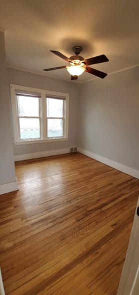 Building Photo - 351 Edgewood Pl