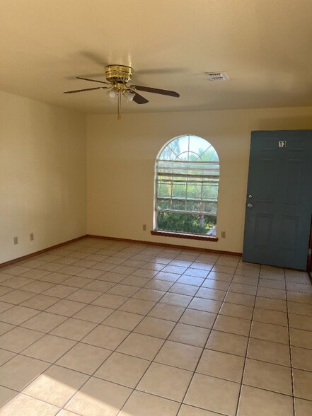 Primary Photo - 1000 Wild Rose Ln