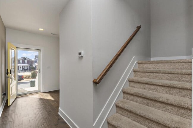 Building Photo - 1912 Split Rail Pl