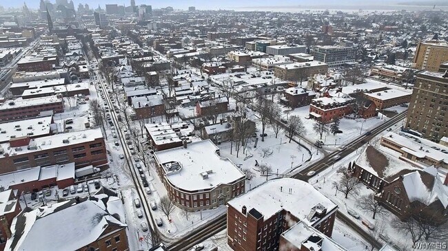 Building Photo - 40 North St