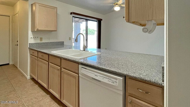 Building Photo - 17116 E Salida Dr