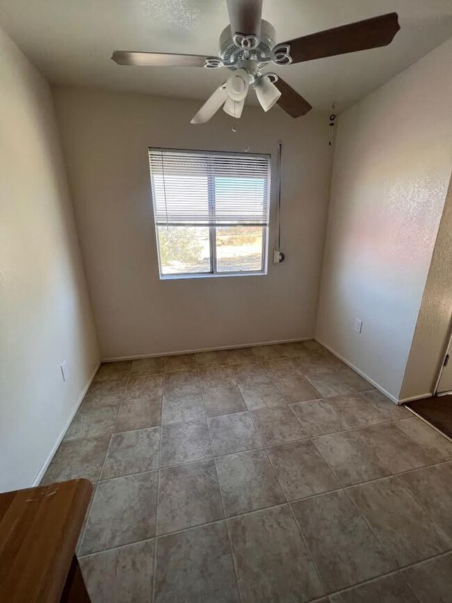 Building Photo - AVAILABLE NOW $200 off First Month Rent