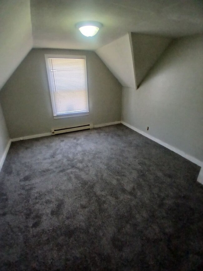 Building Photo - 1719-1719 1/2 W Adams St