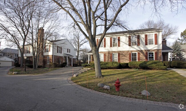 Building Photo - 1200-1210 Edgewood Rd