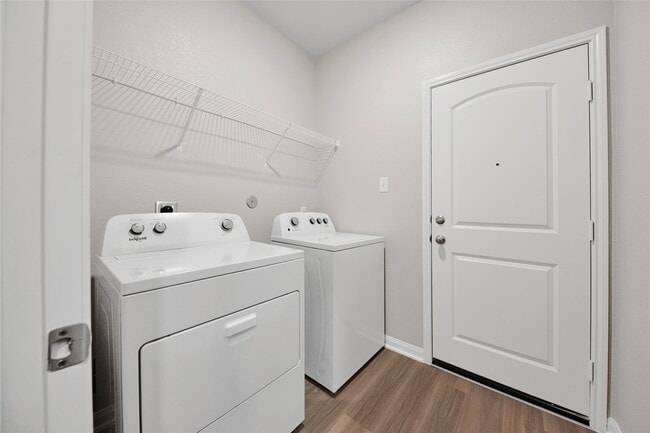 Building Photo - 416 Lone Rider Dr