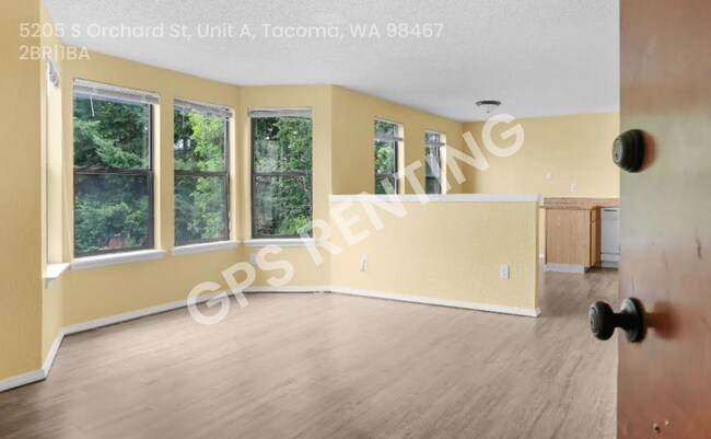 Building Photo - Peaceful Living in University Place – Bright, Spacious & Move-In Ready + $300 Move-In Special!