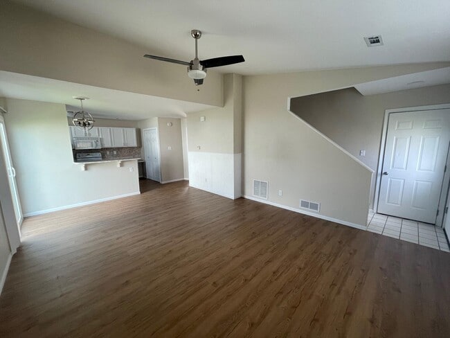 Building Photo - 1512 Typhoon Ct