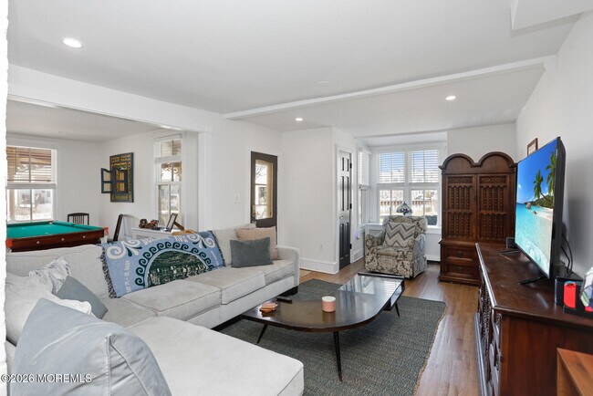 Building Photo - 64 Asbury Ave