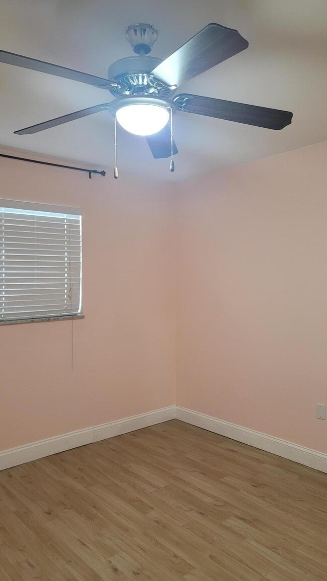 Building Photo - 2590 NW 98th Ave