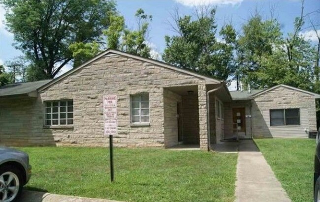 Building Photo - 1311 N Washington St