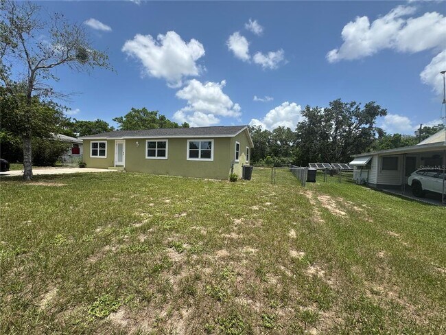 Building Photo - 2549 Olive Ave
