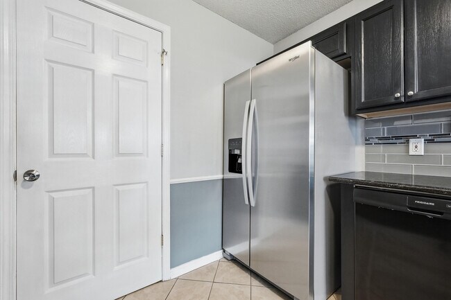 Building Photo - 955 Pacific Silver Ct