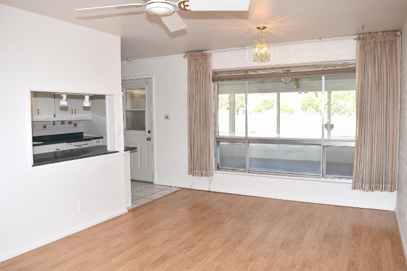 Building Photo - 12231 N Cherry Hills Dr W