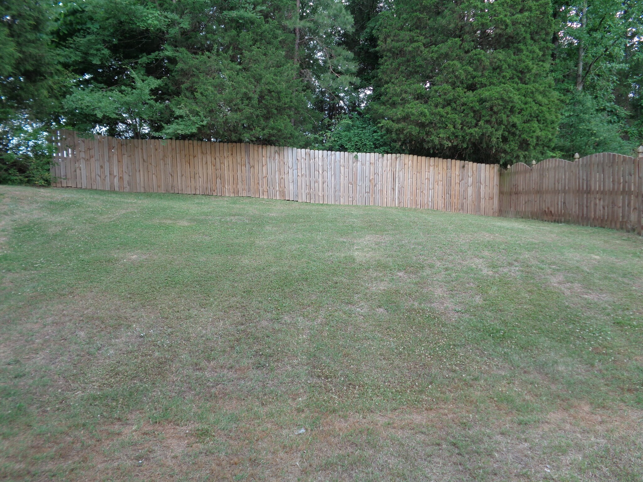 Building Photo - 12956 Deaton Hill Dr