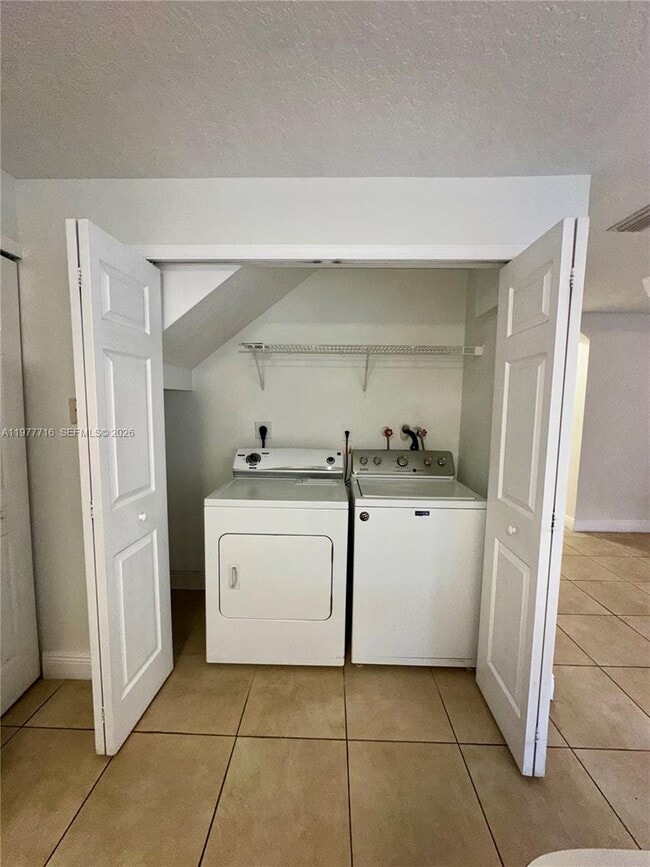 Building Photo - 15246 SW 30th Terrace