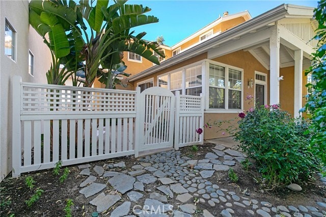 Building Photo - 41 Paseo Vespertino