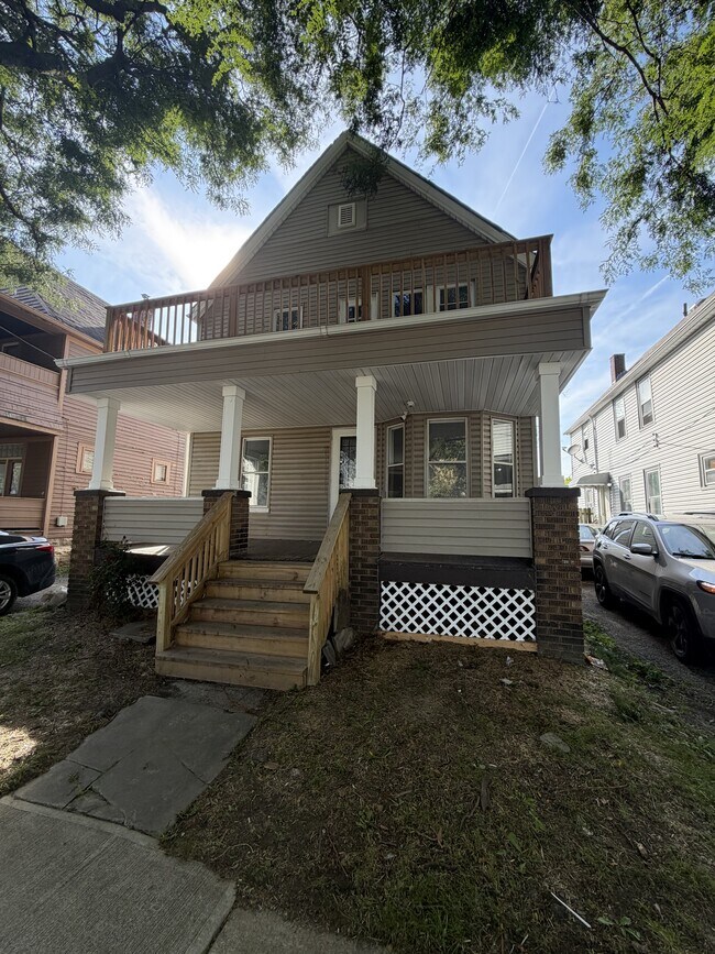 Building Photo - 3586 W 47th St