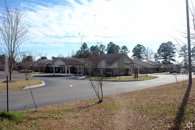 Primary Photo - Bennetts Pointe Apartments