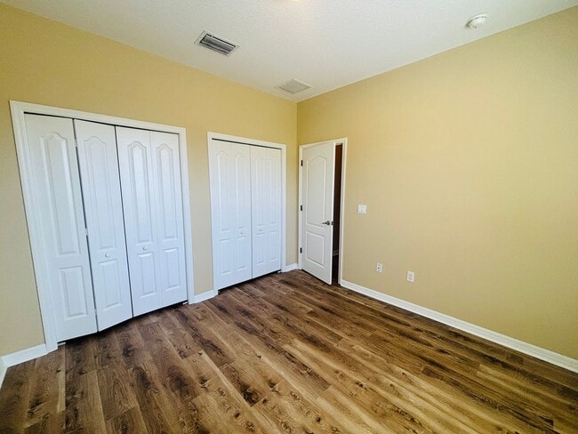 Building Photo - Beautiful home in Health Brook Hills