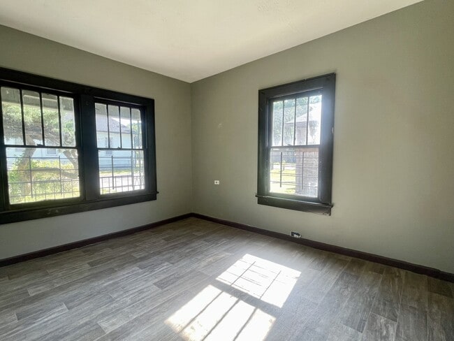 Building Photo - 2512 Boone St