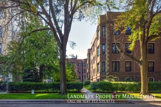 Primary Photo - 5464 S Cornell Ave