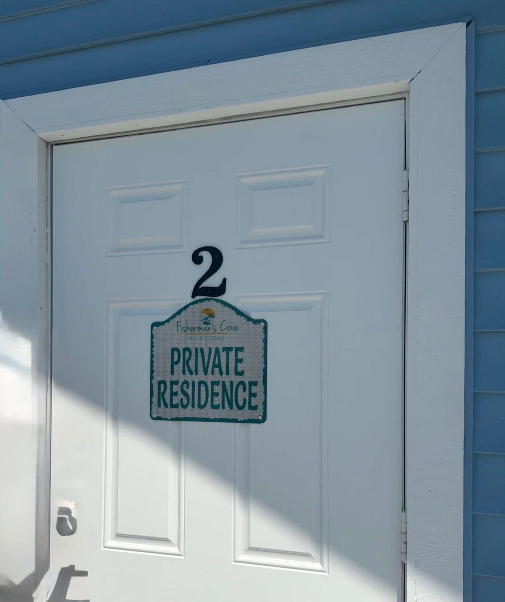 Building Photo - 100 61st St E