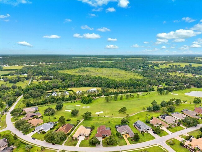 Building Photo - 13049 Thoroughbred Dr