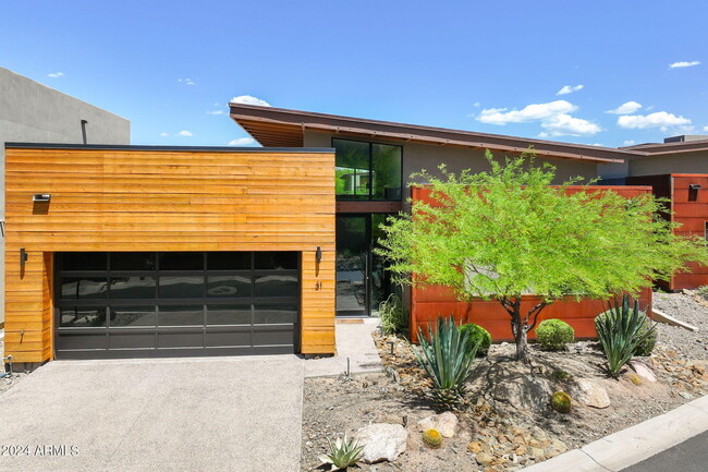 Building Photo - 6525 E Cave Creek Rd