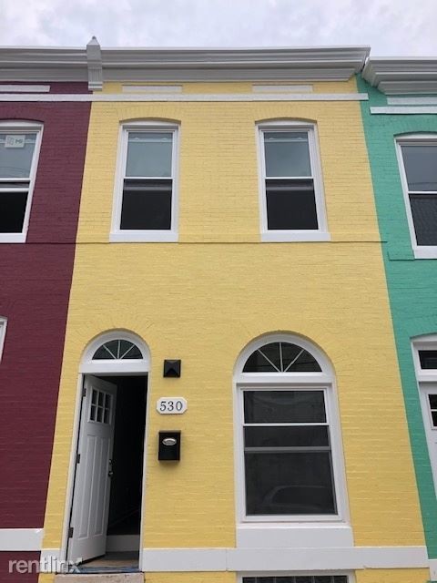 Primary Photo - 3 br, 2.5 bath Townhome - 530 E 27th St
