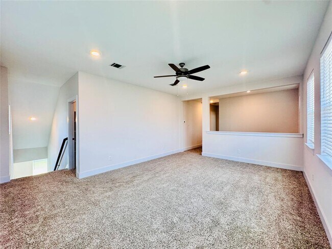 Building Photo - 2605 Brushwood Mdw