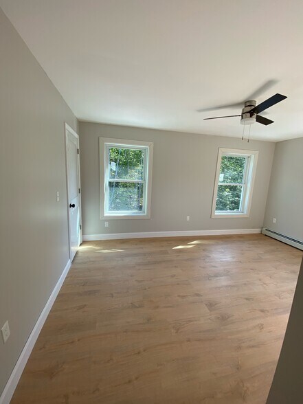 Building Photo - 16 Lumberjack Dr