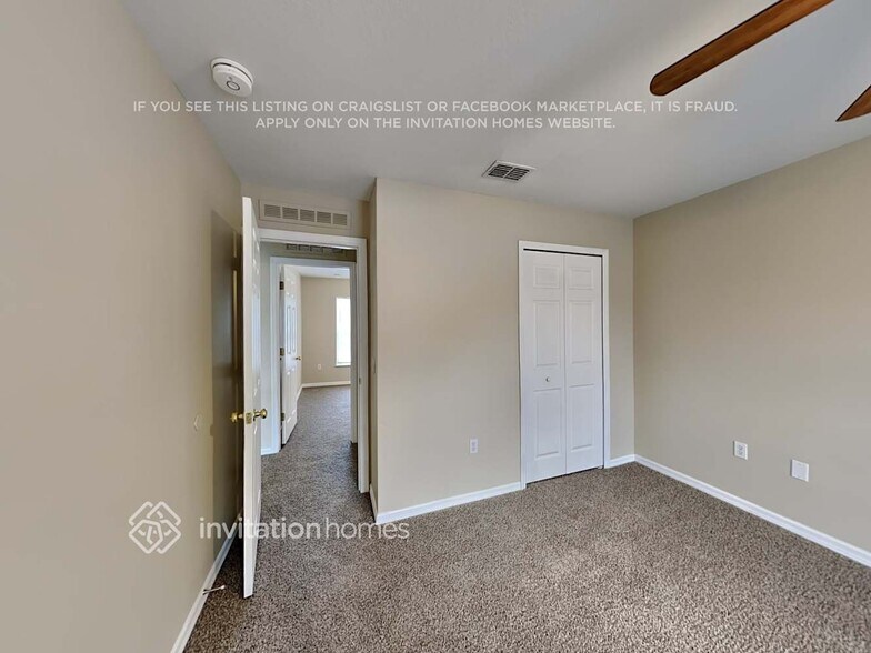 Building Photo - 437 Hammerstone Ave