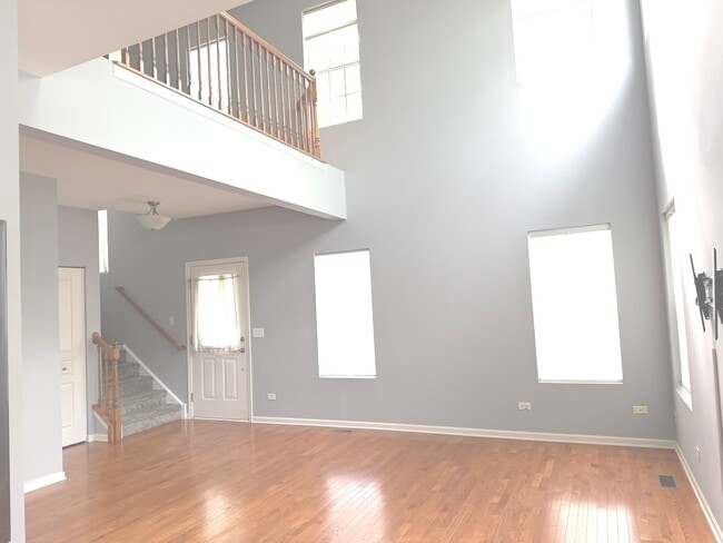 Building Photo - 2617 Kendall Crossing