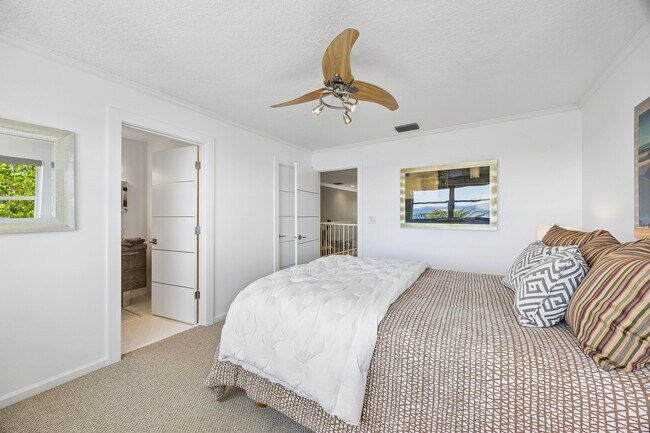 Building Photo - 14030 Mandarin Oaks Ln