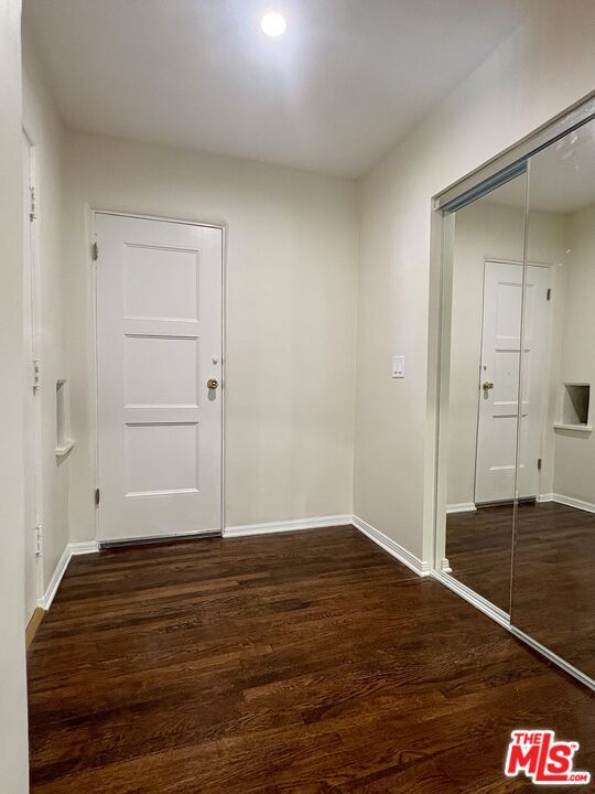 Building Photo - 170 N Orange Dr