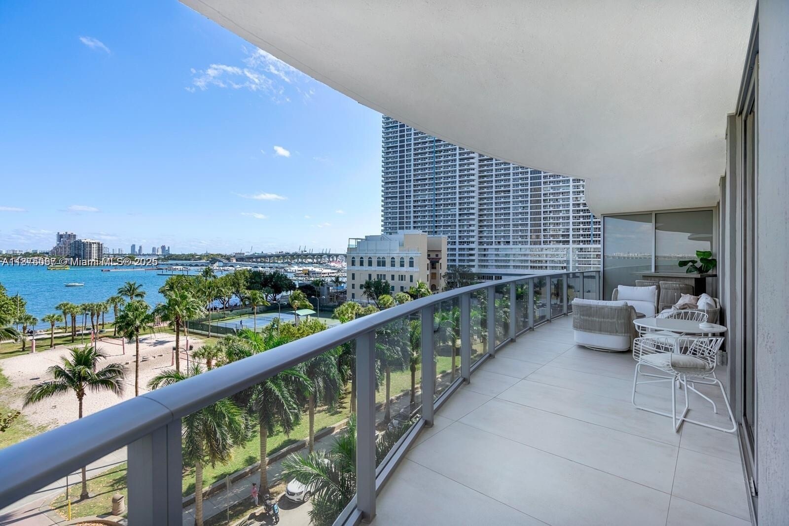 Building Photo - 488 NE 18th St