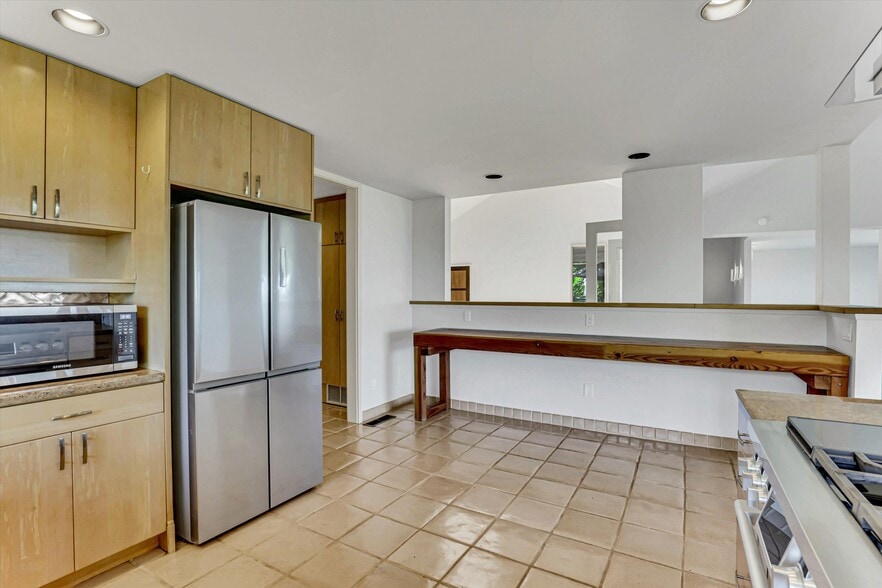 Building Photo - 17642 Upper Cherry Ln