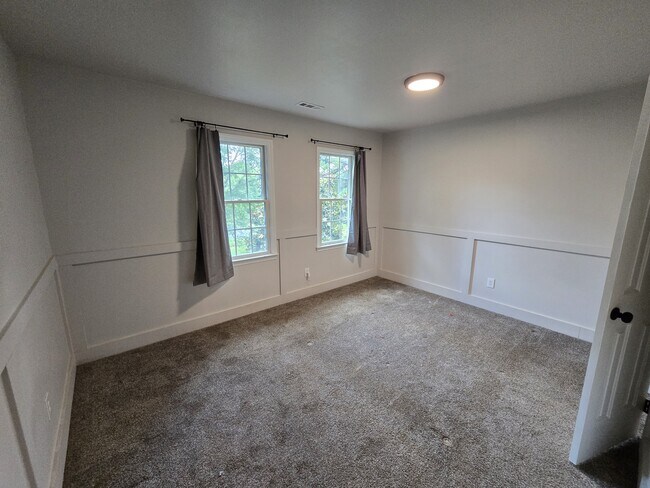 Building Photo - 2808 Livery Way