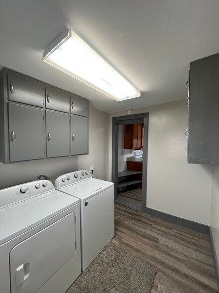 Laundry in Home - 3195 290th St