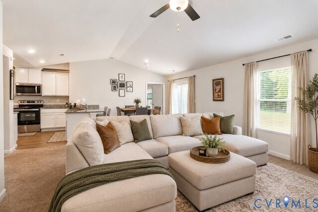 Building Photo - 7903 Honeybee Ct