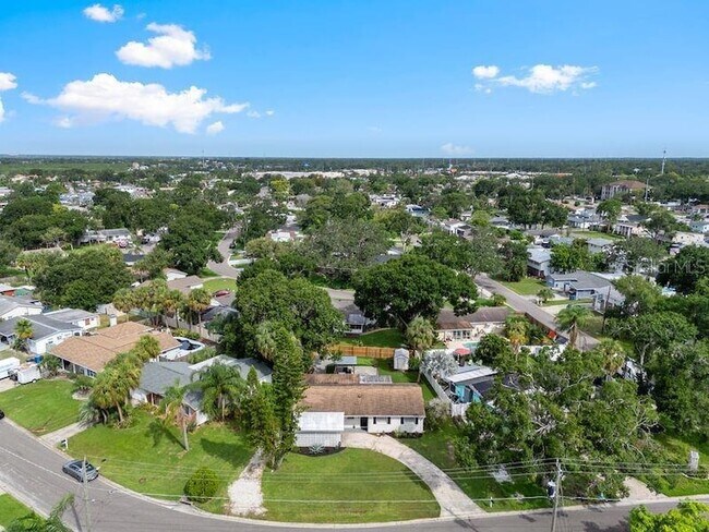 Building Photo - 8405 Stillbrook Ave