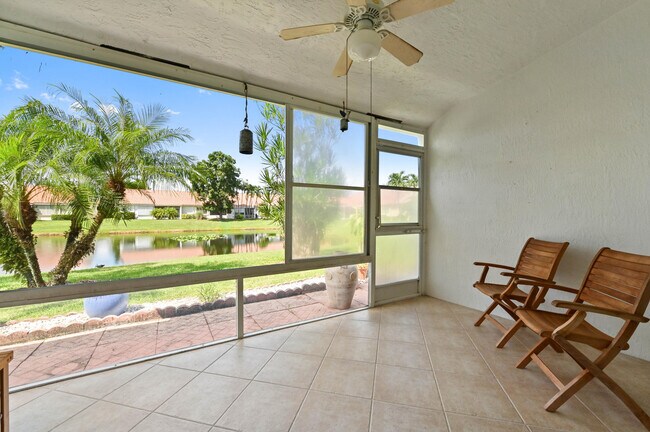 Building Photo - 6077 Lake Hibiscus Dr