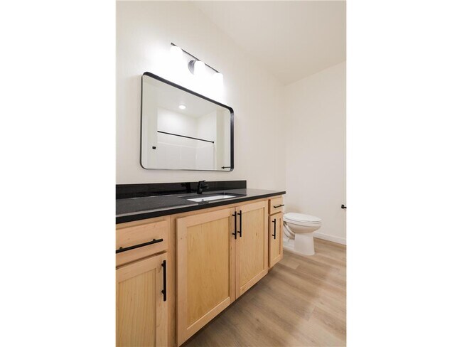 Building Photo - 28 7th St NE