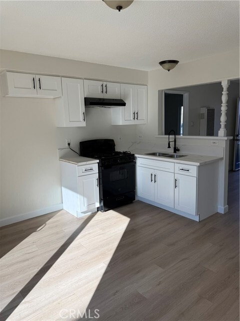 Building Photo - 558 S Benjamin St