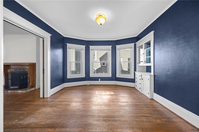 Building Photo - 15-17-17 Roosevelt St